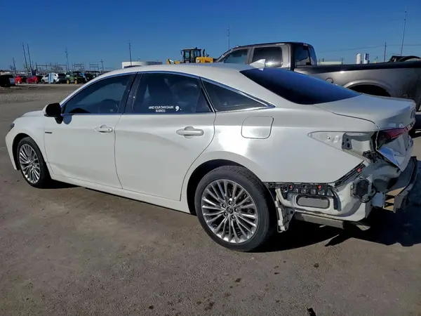 4T1B21FB9KU001267 2019 TOYOTA AVALON - Image 2