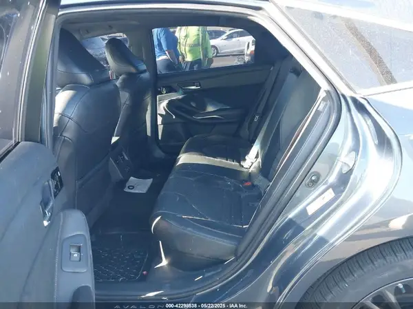4T1B21FB9KU004444 2019 TOYOTA AVALON - Image 8