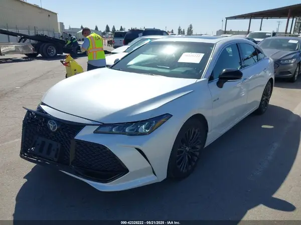 4T1B21FBXKU001178 2019 TOYOTA AVALON - Image 2