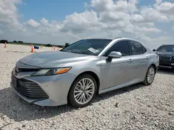 4T1B21HK0JU001699 2018 TOYOTA CAMRY