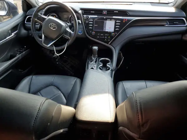4T1B21HK0JU004165 2018 TOYOTA CAMRY - Image 8