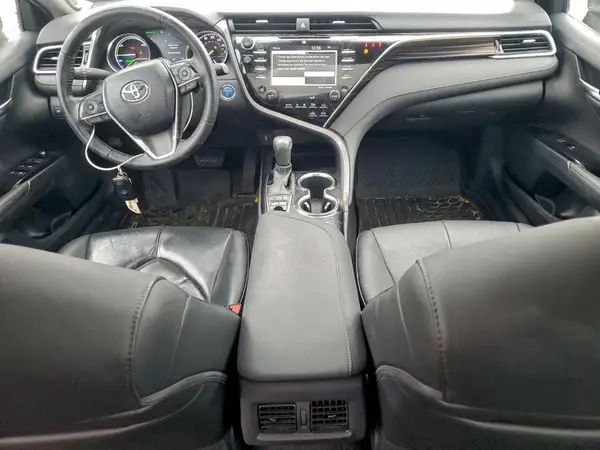 4T1B21HK0JU005333 2018 TOYOTA CAMRY - Image 8