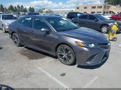 4T1B21HK0JU504648 2018 TOYOTA CAMRY
