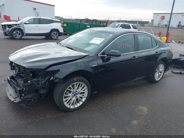 4T1B21HK0KU013174 2019 TOYOTA CAMRY - Image 2