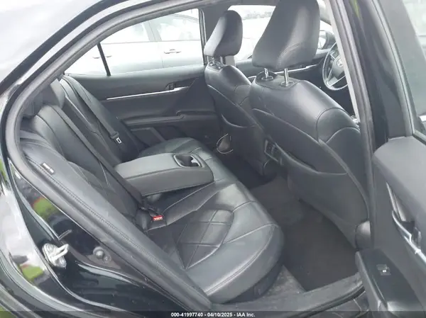 4T1B21HK0KU013174 2019 TOYOTA CAMRY - Image 8