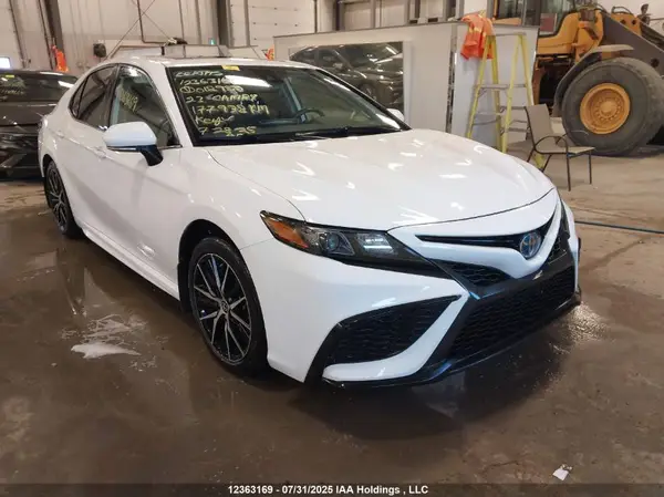 4T1B21HK0PU018950 2023 TOYOTA CAMRY - Image 1