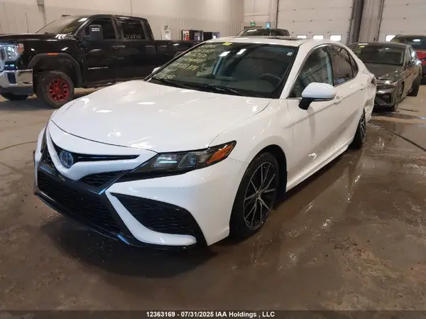 4T1B21HK0PU018950 2023 TOYOTA CAMRY - Image 2