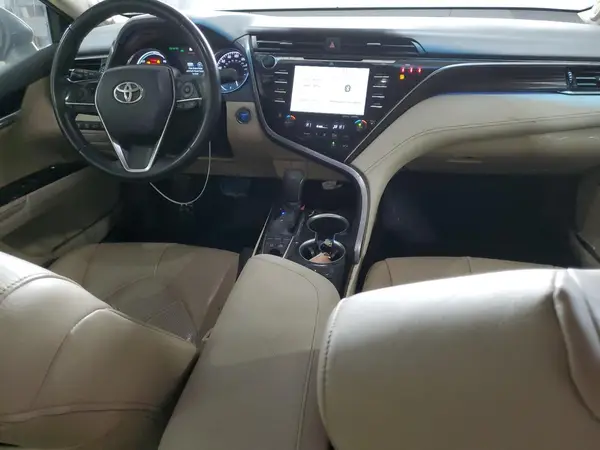 4T1B21HK1JU001548 2018 TOYOTA CAMRY - Image 8