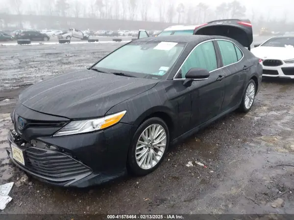 4T1B21HK1JU002120 2018 TOYOTA CAMRY - Image 2