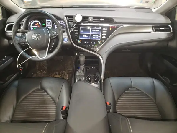 4T1B21HK1JU009245 2018 TOYOTA CAMRY - Image 8