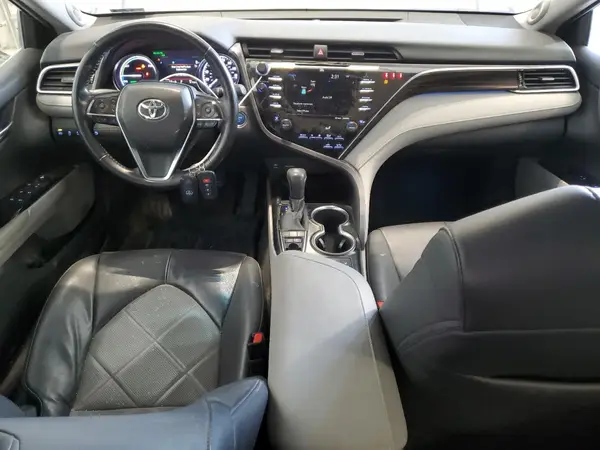 4T1B21HK1JU501161 2018 TOYOTA CAMRY - Image 8
