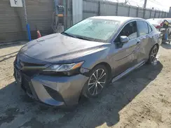 4T1B21HK1JU503038 2018 TOYOTA CAMRY