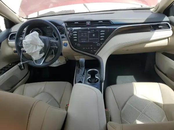 4T1B21HK1JU503492 2018 TOYOTA CAMRY - Image 8