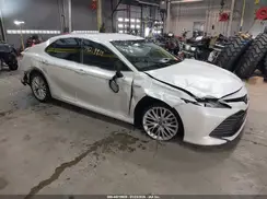 4T1B21HK1KU519726 2019 TOYOTA CAMRY