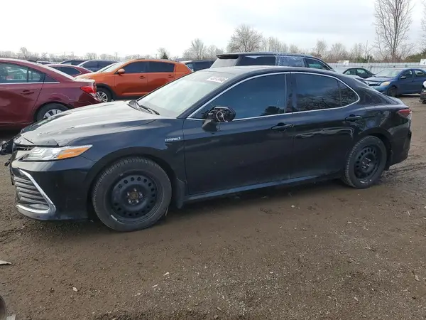 4T1B21HK1MU015793 2021 TOYOTA CAMRY - Image 1