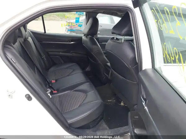 4T1B21HK1NU018484 2022 TOYOTA CAMRY - Image 8