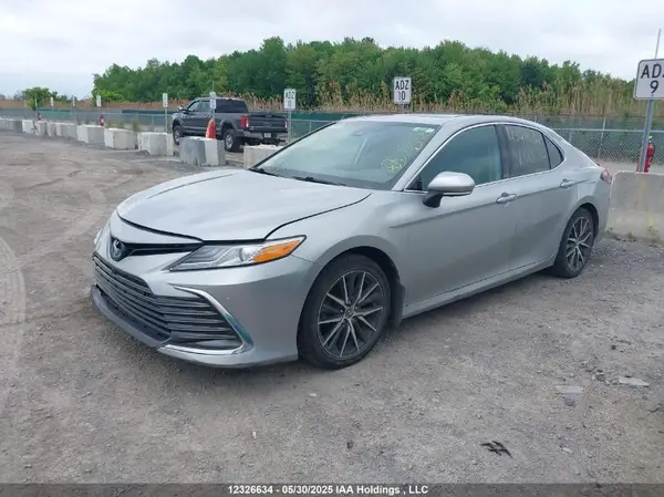 4T1B21HK1PU018682 2023 TOYOTA CAMRY - Image 2