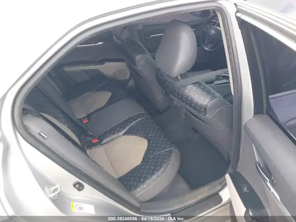 4T1B21HK2JU502352 2018 TOYOTA CAMRY - Image 8