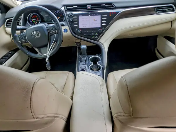4T1B21HK2JU503128 2018 TOYOTA CAMRY - Image 8