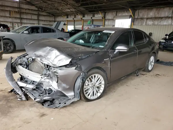 4T1B21HK2JU508006 2018 TOYOTA CAMRY - Image 1
