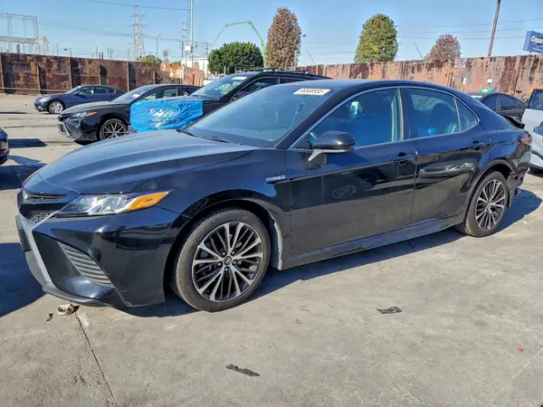 4T1B21HK2JU509124 2018 TOYOTA CAMRY - Image 1