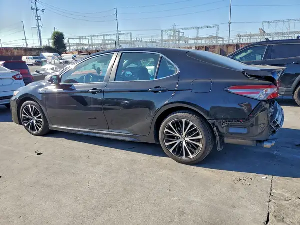 4T1B21HK2JU509124 2018 TOYOTA CAMRY - Image 2
