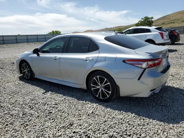 4T1B21HK2KU011331 2019 TOYOTA CAMRY - Image 2