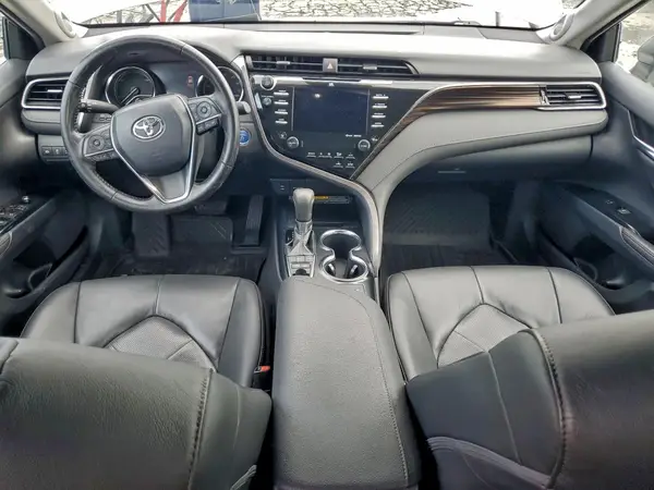 4T1B21HK2KU012429 2019 TOYOTA CAMRY - Image 8