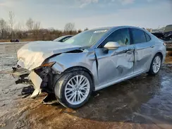4T1B21HK2KU013256 2019 TOYOTA CAMRY