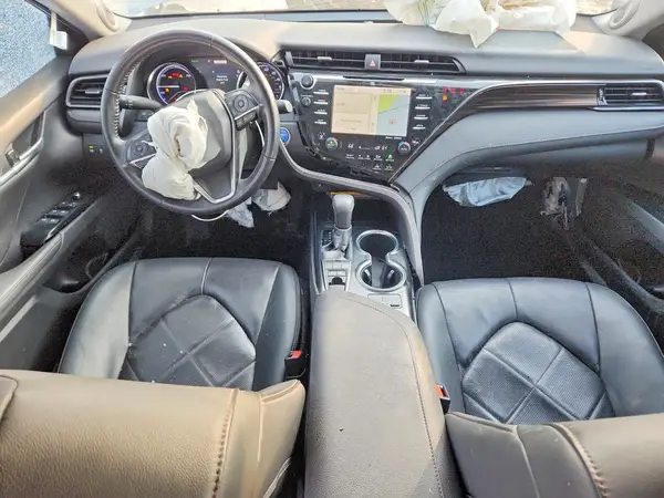 4T1B21HK2KU013256 2019 TOYOTA CAMRY - Image 8