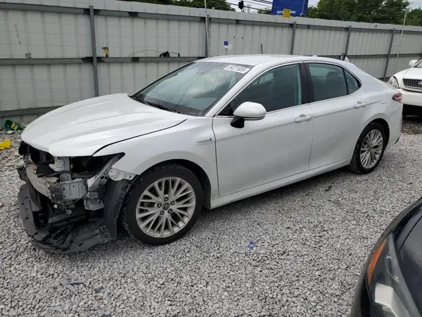 4T1B21HK2KU512252 2019 TOYOTA CAMRY - Image 1
