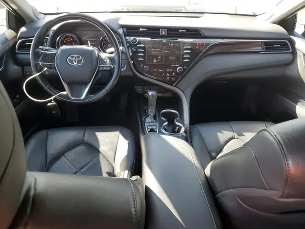 4T1B21HK2KU512669 2019 TOYOTA CAMRY - Image 8