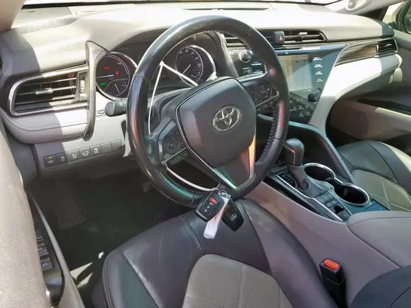 4T1B21HK2KU512767 2019 TOYOTA CAMRY - Image 8