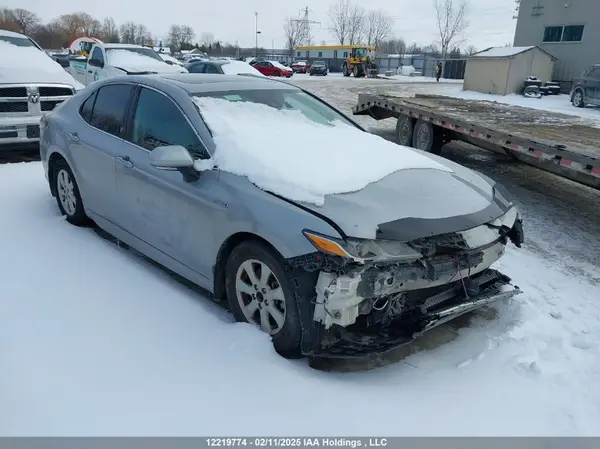 4T1B21HK2KU516088 2019 TOYOTA CAMRY - Image 1