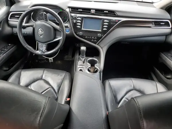 4T1B21HK3JU005679 2018 TOYOTA CAMRY - Image 8
