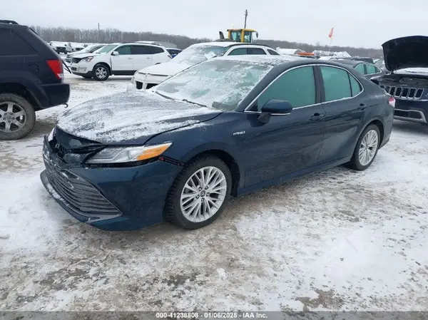 4T1B21HK3JU506328 2018 TOYOTA CAMRY - Image 2