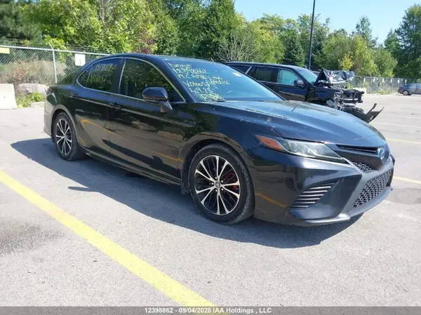 4T1B21HK3KU010057 2019 TOYOTA CAMRY - Image 1
