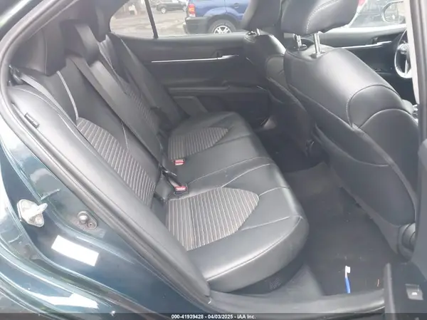 4T1B21HK3KU012648 2019 TOYOTA CAMRY - Image 8