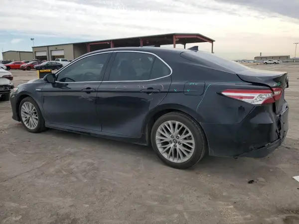 4T1B21HK3KU013279 2019 TOYOTA CAMRY - Image 2