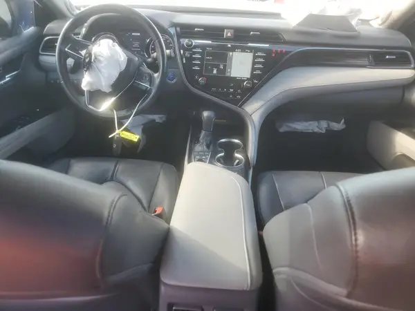 4T1B21HK3KU512681 2019 TOYOTA CAMRY - Image 8