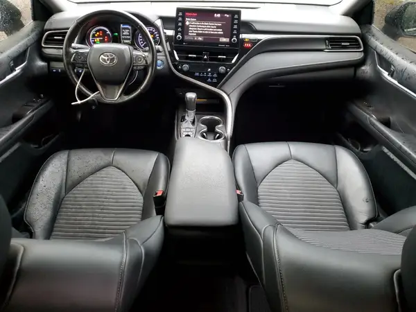 4T1B21HK3MU015827 2021 TOYOTA CAMRY - Image 8