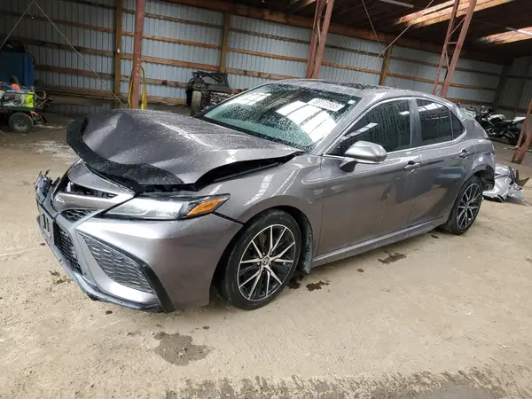 4T1B21HK3NU017062 2022 TOYOTA CAMRY - Image 1