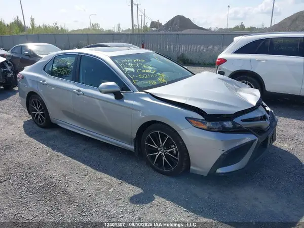 4T1B21HK3RU021117 2024 TOYOTA CAMRY - Image 1