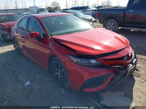 4T1B21HK3RU021196 2024 TOYOTA CAMRY - Image 1