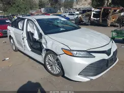 4T1B21HK4JU007053 2018 TOYOTA CAMRY