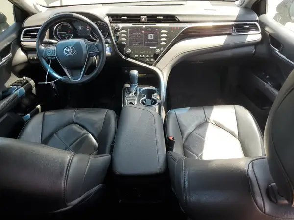 4T1B21HK4JU009787 2018 TOYOTA CAMRY - Image 8