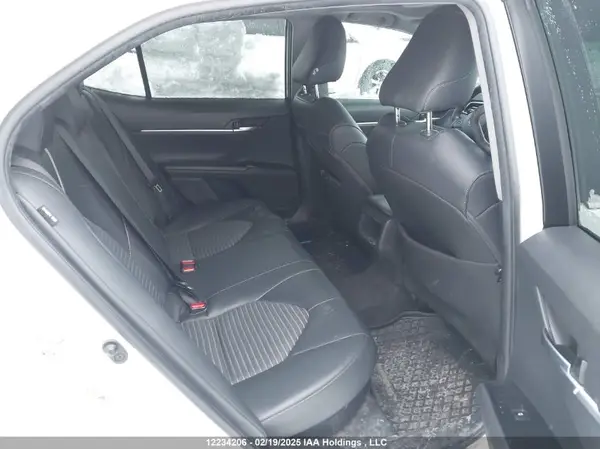 4T1B21HK4JU505589 2018 TOYOTA CAMRY - Image 8