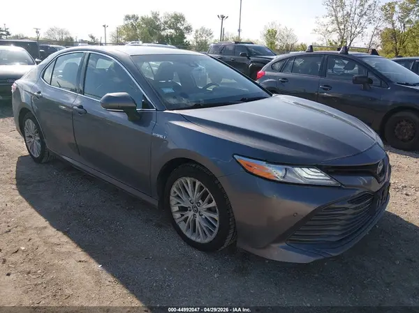 4T1B21HK4JU508315 2018 TOYOTA CAMRY - Image 1