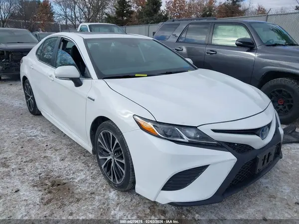 4T1B21HK4KU011668 2019 TOYOTA CAMRY - Image 1