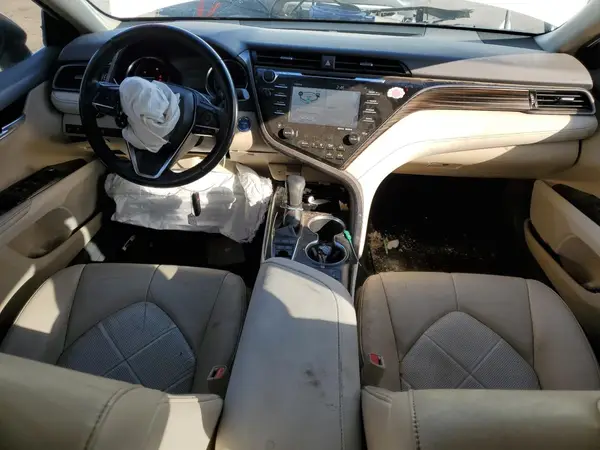 4T1B21HK4KU512253 2019 TOYOTA CAMRY - Image 8